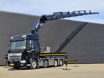 XF 530 8x2 / HMF 9520 K8 / NIEUW!